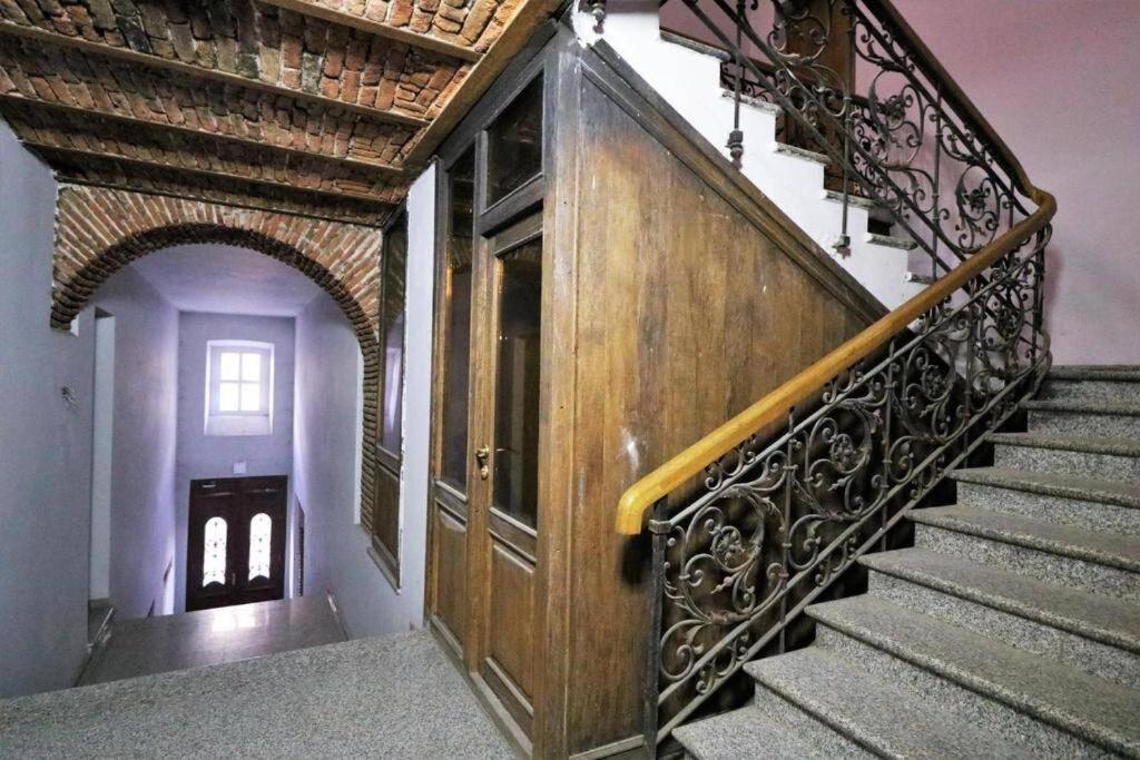 Rustaveli Central ApartHotel Tbilisi Exterior foto